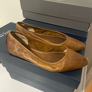 Frye leather flats. Never worn!